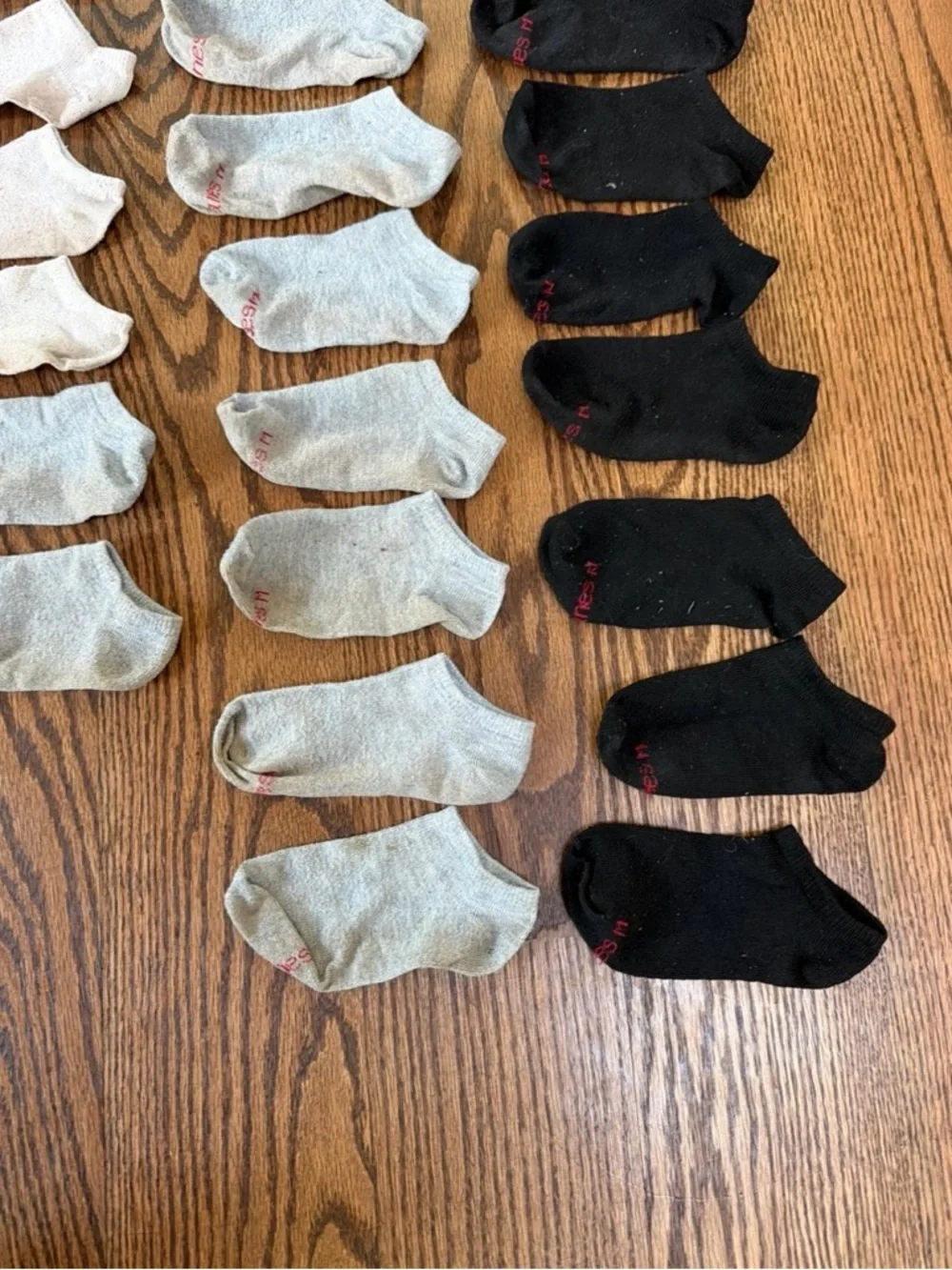Youth medium low cut socks